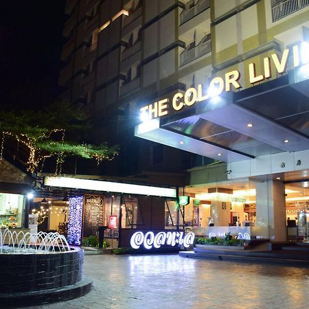 The Color Living Hotel Samut Prakan Luaran gambar