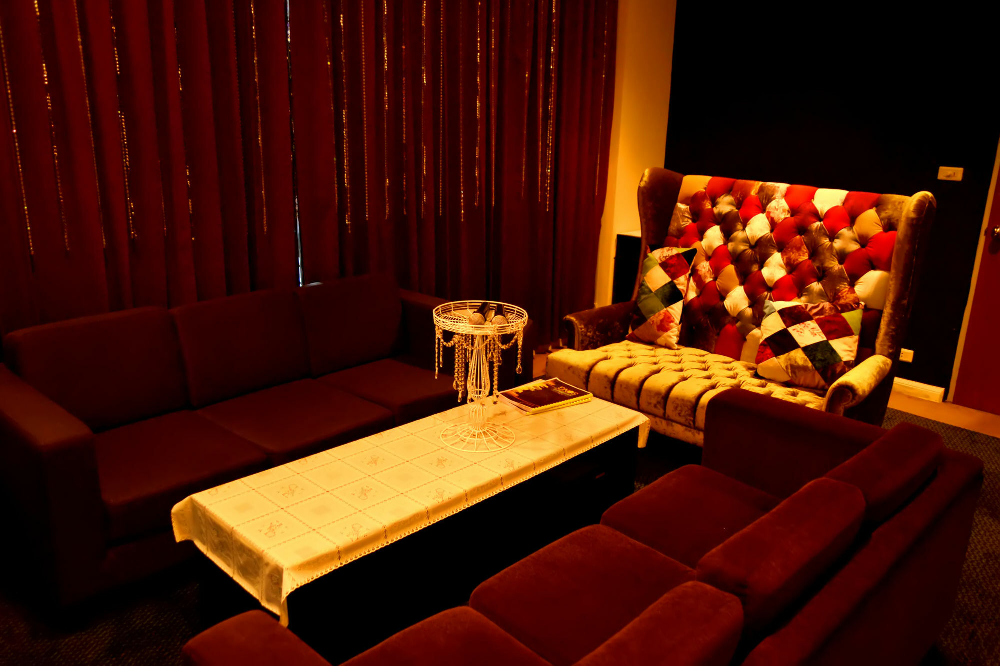 The Color Living Hotel Samut Prakan Luaran gambar