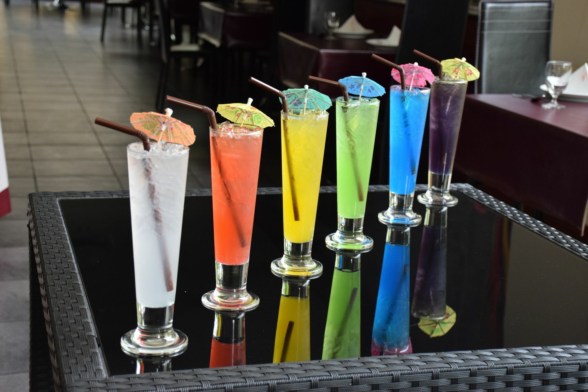 The Color Living Hotel Samut Prakan Luaran gambar