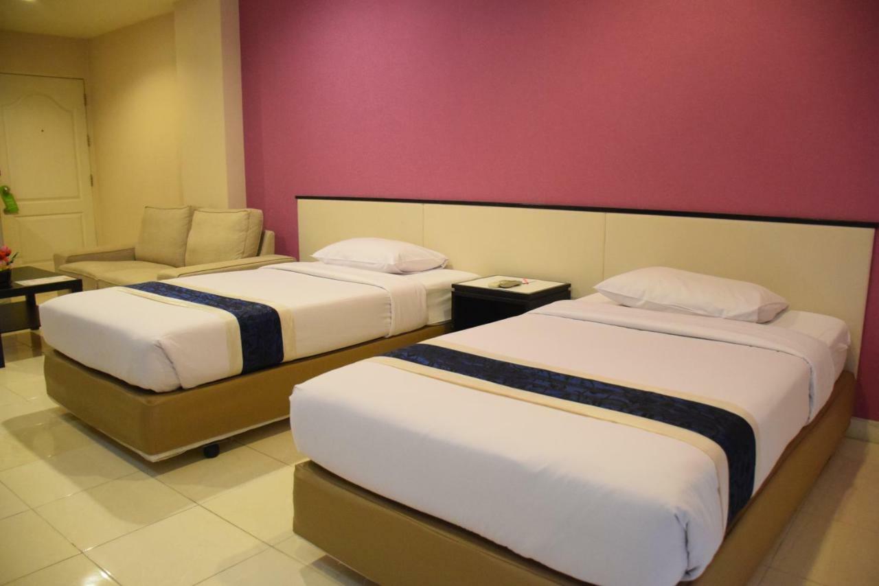 The Color Living Hotel Samut Prakan Luaran gambar